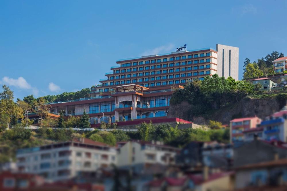 Radisson Blu Hotel Trabzon Ngoại thất bức ảnh