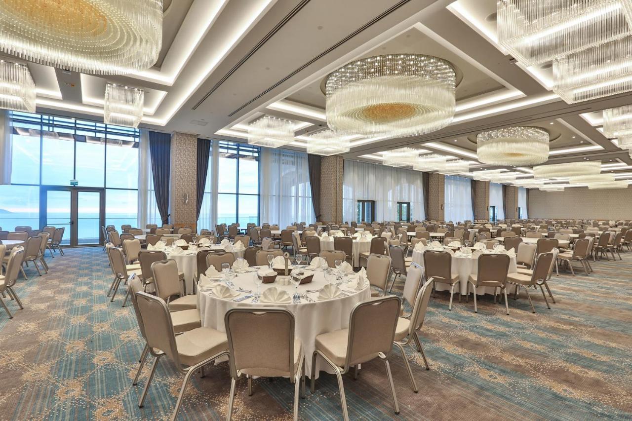 Radisson Blu Hotel Trabzon Ngoại thất bức ảnh The Grand Ballroom