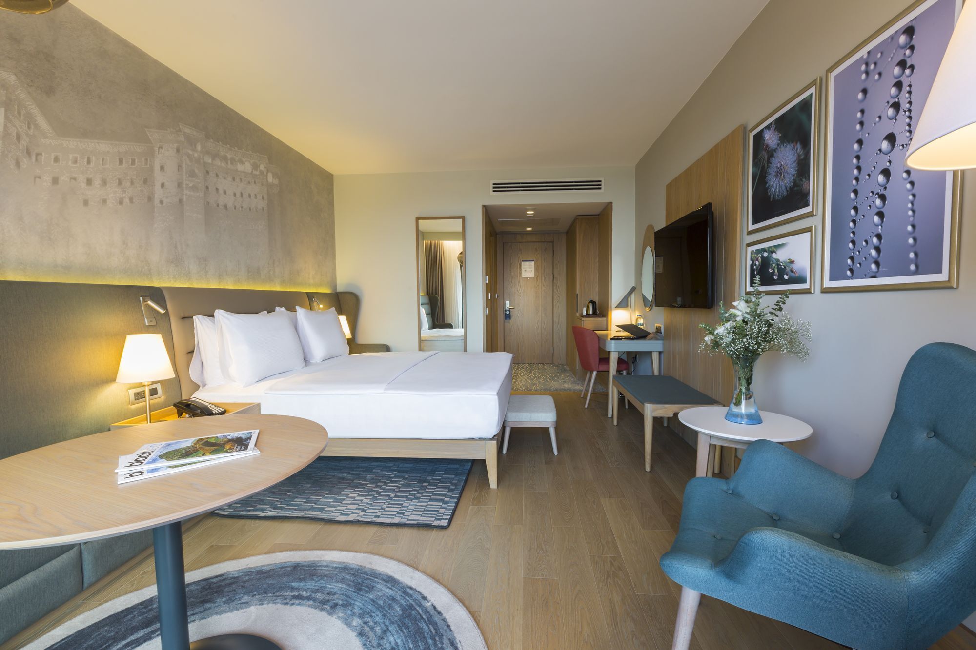 Radisson Blu Hotel Trabzon Ngoại thất bức ảnh A room at the hotel